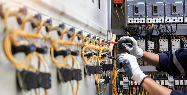 Professional Electrician technician working in Glassmanor, MD